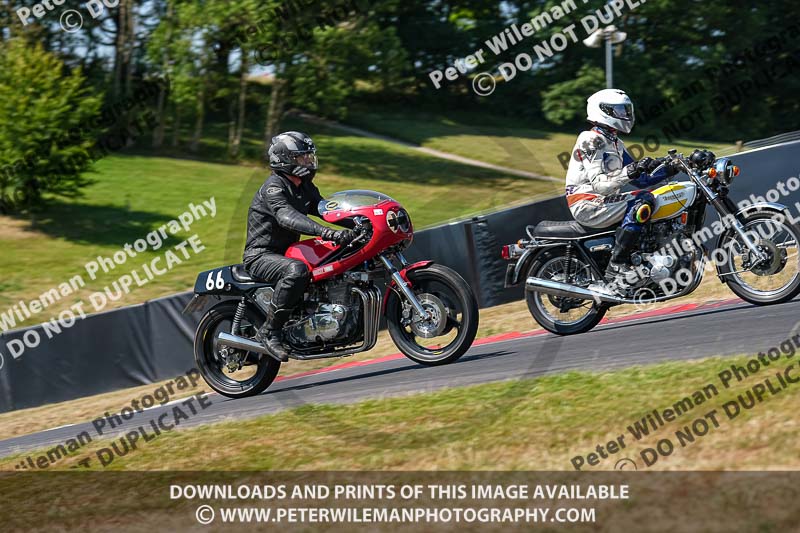 cadwell park;cadwell park photographs;cadwell trackday photographs;enduro digital images;event digital images;eventdigitalimages;peter wileman photography;racing digital images;trackday digital images;trackday photos
